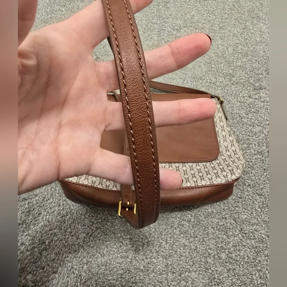 Fossil Gabriella Flap Crossbody Taupe Tan Chic Cabincore Classic Travel Vacation